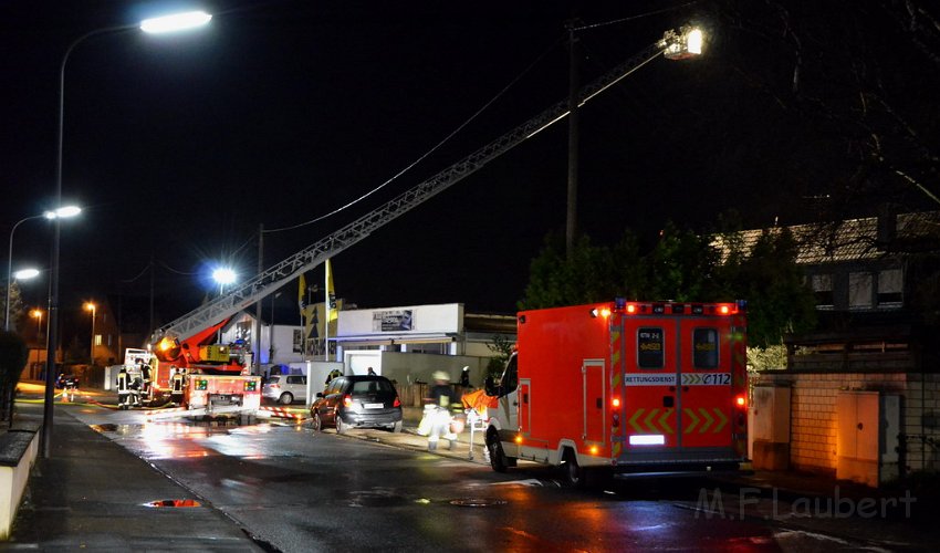 Feuer 4 Koeln Immendorf Giesdorfer Allee P409.JPG